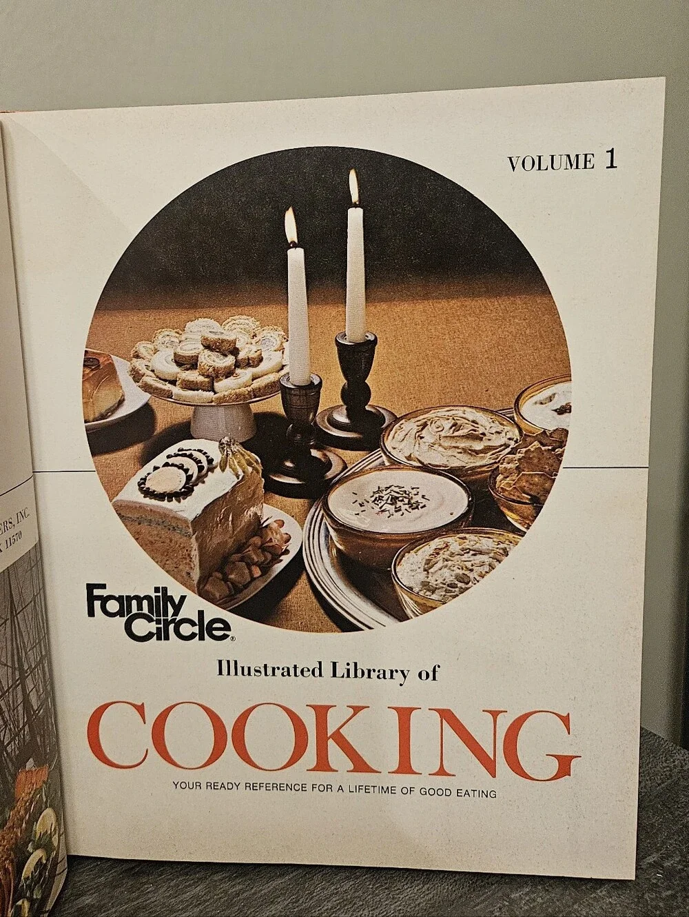 Vintage 1972 Family Circle Illustrated Library of Cooking Volume 1